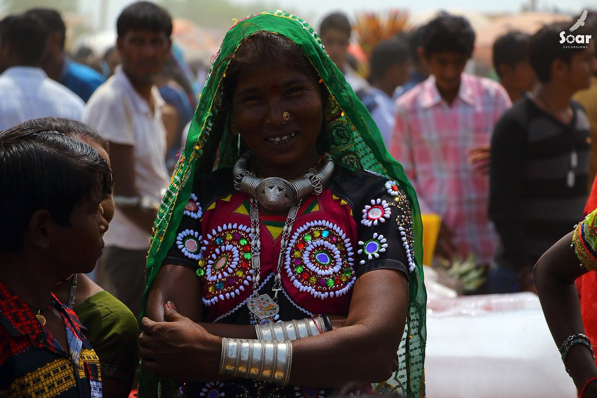 SoarExcursions's tweet photo. The #ravechi fair takes place in remote area of kutch. It’s one of the most rustic fairs of #gujarat where one can still find the traditional outfits in daily life. The Koli community of this region has unique silver jewellery and embroidered clothes. #soarexcursions https://t.co/LwBdX0Zk1q