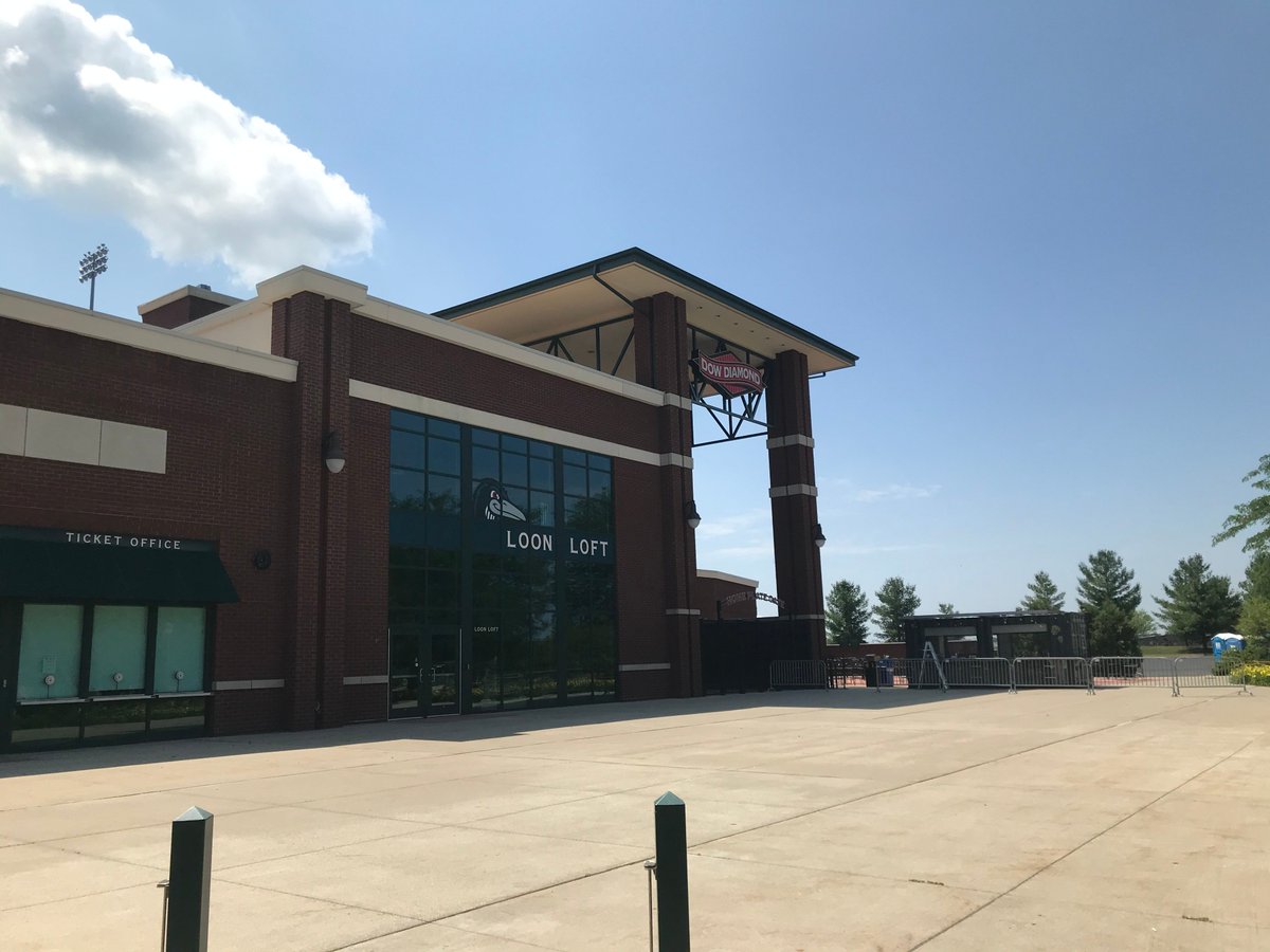 Joyce_Julius's tweet photo. Thanks @greatlakesloons for a great inventory exposure analysis stadium tour! https://t.co/qxS1aS51Jt