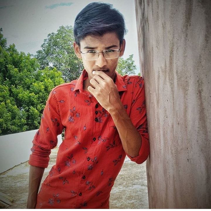 RkDalwadi's tweet photo. #HappyBirthdayRohit 
#schoolfriend
#crimepatner
@RohitTh12836064 https://t.co/3WDThYJxHA