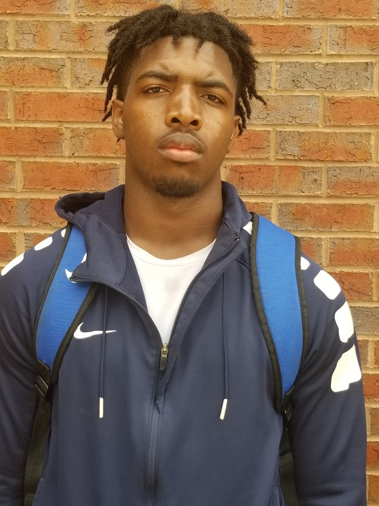 benmoore247's tweet photo. Great visit to my alma mater today. A few names to keep an eye for the 2022 cycle:

DE Mack Lakes - 6'5, 221lbs

https://t.co/aMupdSo1mv

@Macklakes1

#TheLanding https://t.co/Aik3WG18Zl