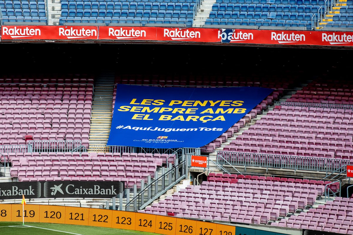FCBPenyes's tweet photo. 📍 Camp Nou 🏟️
💥 Nit de derbi #BarçaEspanyol
😍 Les penyes sempre amb el Barça! 
💪 #AquíJuguemTots
💙❤️ #FemBarçaFemPenya #ForçaBarça https://t.co/SE1czfhWOu