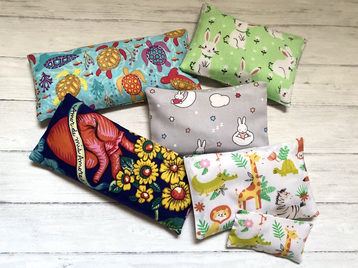Dandelionandcl1's tweet photo. Over 20 designs to pick from for our #kidsyoga #eyepillows
Ideal for #relaxation #meditation #mindfullness #yoga
Sold individually, trios, multipacks and wholesale
https://t.co/AIX9g13fZw
#HandmadeHour #SmallBusiness #shopindie #mommyandme #mommyandmeyoga #giftideas https://t.co/yk7gQHlC0m