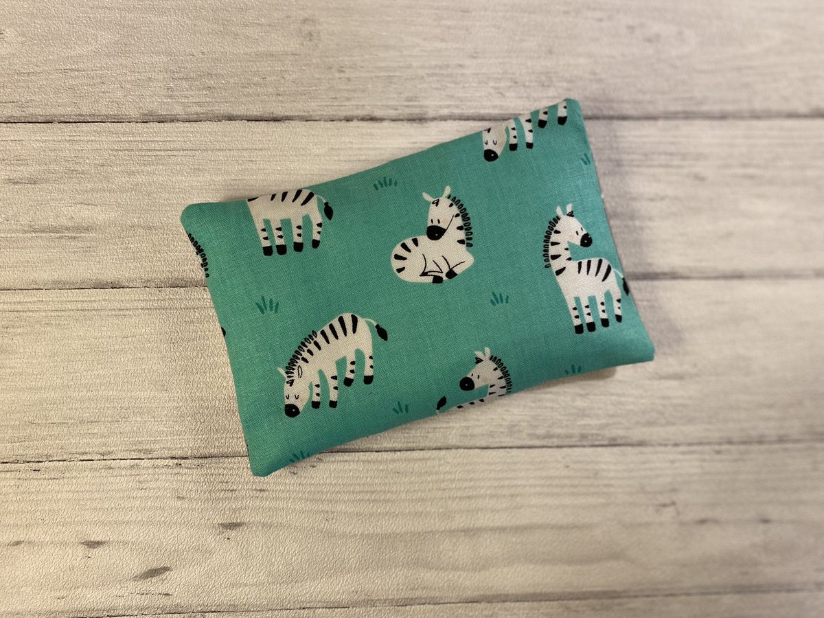 Dandelionandcl1's tweet photo. Over 20 designs to pick from for our #kidsyoga #eyepillows
Ideal for #relaxation #meditation #mindfullness #yoga
Sold individually, trios, multipacks and wholesale
https://t.co/AIX9g13fZw
#HandmadeHour #SmallBusiness #shopindie #mommyandme #mommyandmeyoga #giftideas https://t.co/yk7gQHlC0m