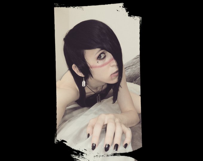 Rawr? Am i a hot emo fag? https://t.co/uMVeurKXkS<a href="/tag/mvsales"class="tags"><span>#mvsales</span></a><a href="/tag/mvtrans"class="tags"><span>#mvtrans</span></a>
