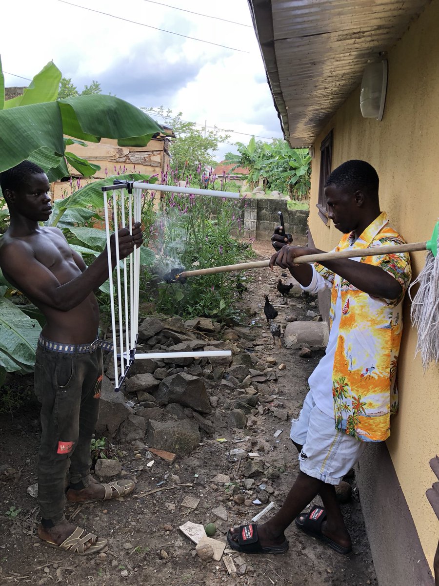 adisaolashile's tweet image. Please I need a  camera , please retweet. 
Anon on your timeline fit help me 😩