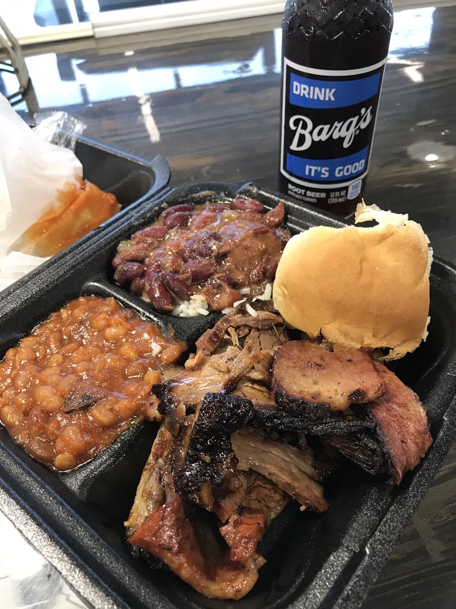 Vines BBQ, McComb City, MS
