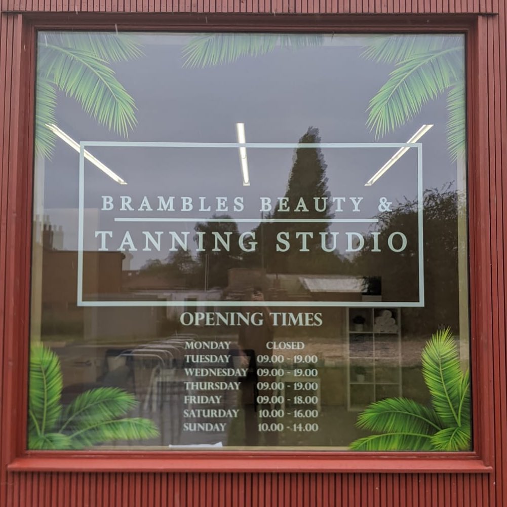 grssignscouk's tweet photo. Really impressed with how this window graphic turned out, the capability of being able to print a white later on the reverse enhances its appearance @HybridServices @MimakiEurope @ArlonGraphics #dpf4500 clear #reverseprint and #cutgraphics https://t.co/m1sxnuodGY
