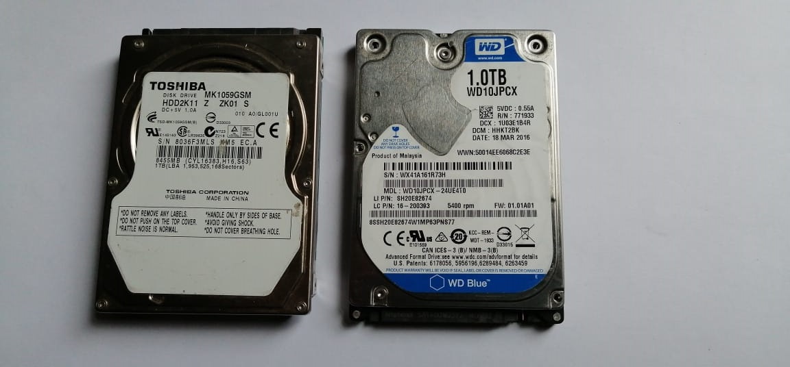LordcompV's tweet photo. Consulta por lo que necesitas para tu pc! Tenemos:
-Cargadores originales de distantas marcas
-Memorias y tarjetas de wifi para notebook
-Monitores de 15" 17" 24" y más
-Discos duros en variedad de marcas y capacidad.
-Repuestos de teclados completos
Wsp+56991369066 #Valdiviacl https://t.co/kZ08ZgrfY2