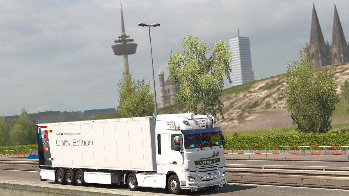 blackwolf83m's tweet image. Thanks to @SCSsoftware and @DAFTrucksNV @DAF_GER
  for this cool skin DLC #DAFUnityEdition #ETS2