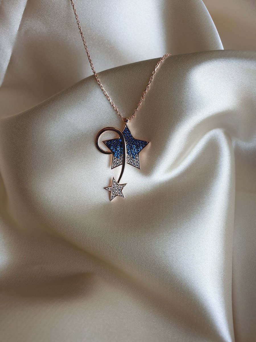 amesoeurjewelry's tweet photo. Kuyruklu Yıldız kolyemiz yeniden stoklarda💕💕 https://t.co/6wjViZgk0D