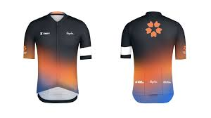 AtanasGee's tweet photo. My #TourForAll jersey is in & it's even more gorgeous IRL than in the pics.
For ages I've been envious about how much prettier women's 🚴♀️👕 always are. Now I am finally happy to see one that defies the trend.
Thank you @Rapha & @GoZwift! Absolutely love it! #CyclingLifestyle https://t.co/Shjfp8uwjh