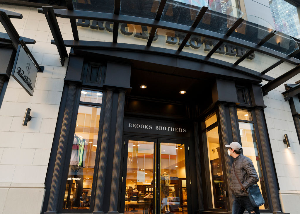 cfo's tweet photo. Brooks Brothers Files for Chapter 11 https://t.co/P8DKC4SOvs https://t.co/x7TFf26pSJ
