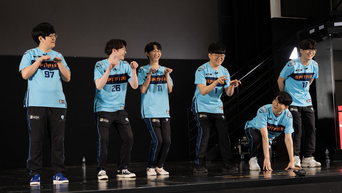 London Spitfire tweet media