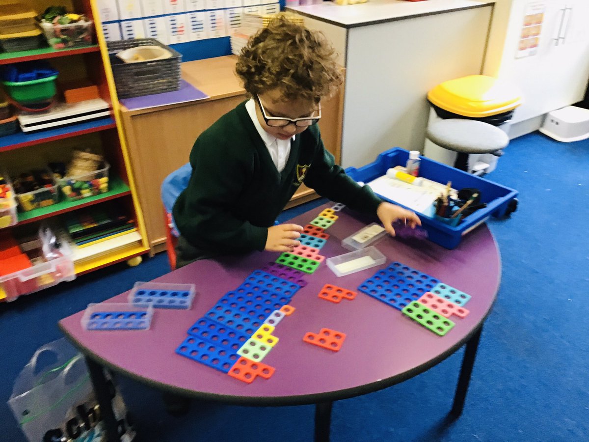 sjvblackpool's tweet photo. Not a moment wasted this morning... Morning Maths as soon as we stepped foot in the classroom... ordering numbers 1-20 independently to consolidate our learning π’ #SJVClass1Ha #SJVClass1Hu #SJVBubble1B #SJVMaths https://t.co/AVhz49PB0v
