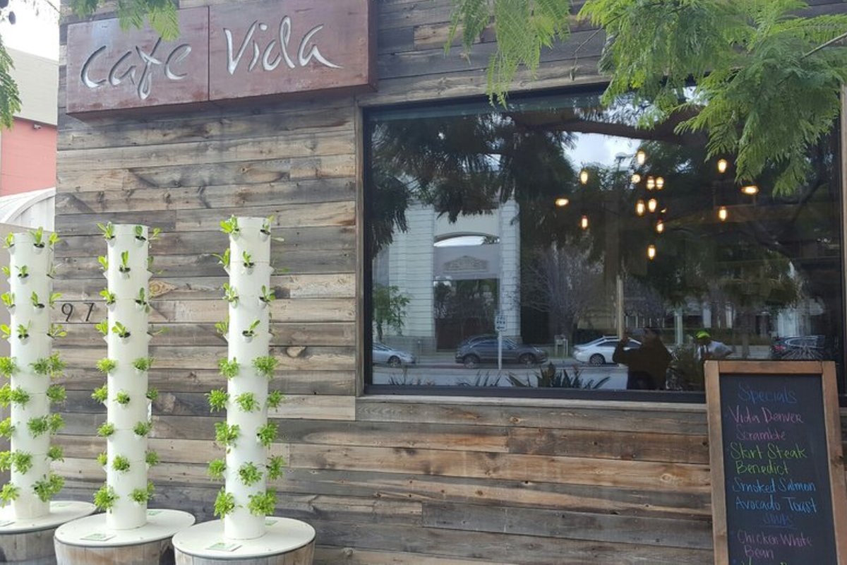 Cafe Vida tweet media