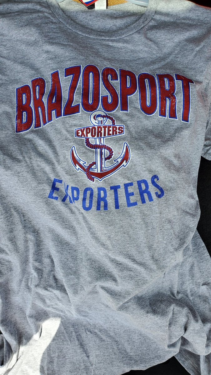 RandiHunter20's tweet photo. My God opens doors that noone can close. So blessed to both announce and accept my new position as an Assistant Principal at THE Brazosport High School 💙❤😭

I cannot wait for all that comes with this journey with my team! #LesGetIt #ImmaExporter 
🙏🏾💪🏾✊🏾 https://t.co/qnjV76EPug