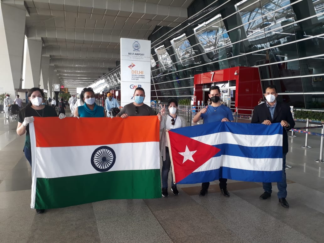 EOIHavana's tweet photo. Happy to come home! 6 Cuban professionals who had travelled to India for training under ITEC arrived today at Havana by evacuation flights.Thanks for support received from
@meaIndia @CGIfrankfurt
@Airindiain @EmbaCubaIndia
@ITECnetwork @DrSJaishankar
@harshvshringla @HardeepSPuri https://t.co/eU7xui098f