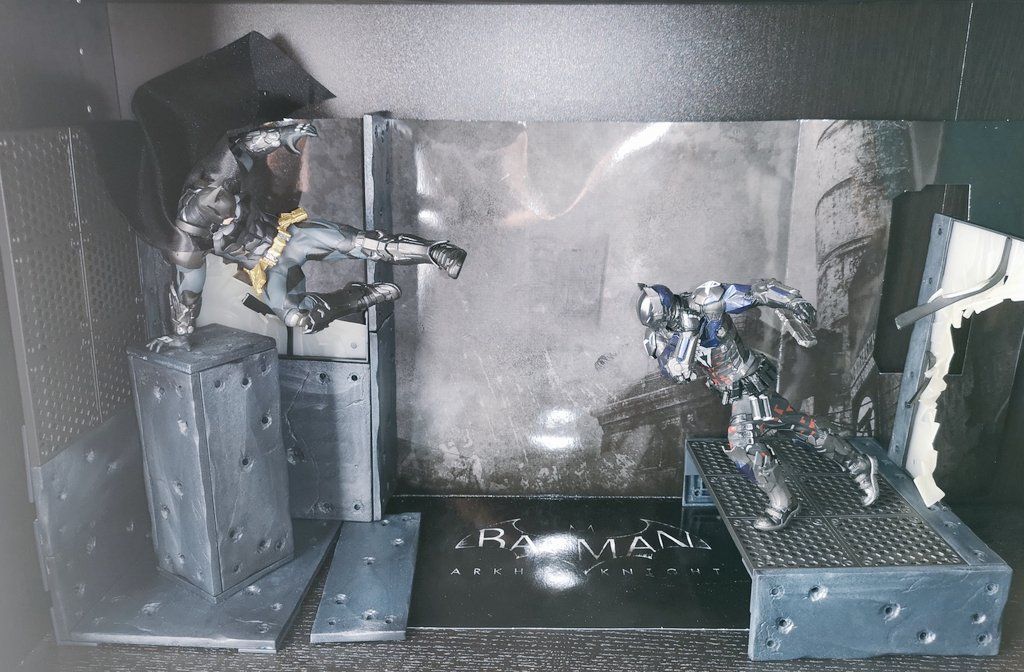 Zak_Mc_Cry's tweet photo. Dernière folie avant la récession lol 😱😭 #batman #THEDARKKNIGHT #arkham #arkhamlegacy #arkhamknight #pvc #figurine https://t.co/PxJfeveXvX
