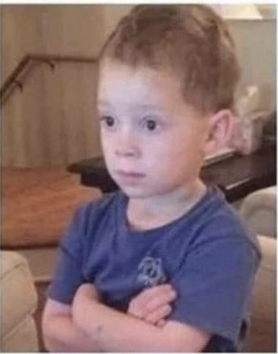 40SANDSHORTiEZ's tweet photo. 8 year old me staring at the windows media player for hours https://t.co/DUTX4HTteb