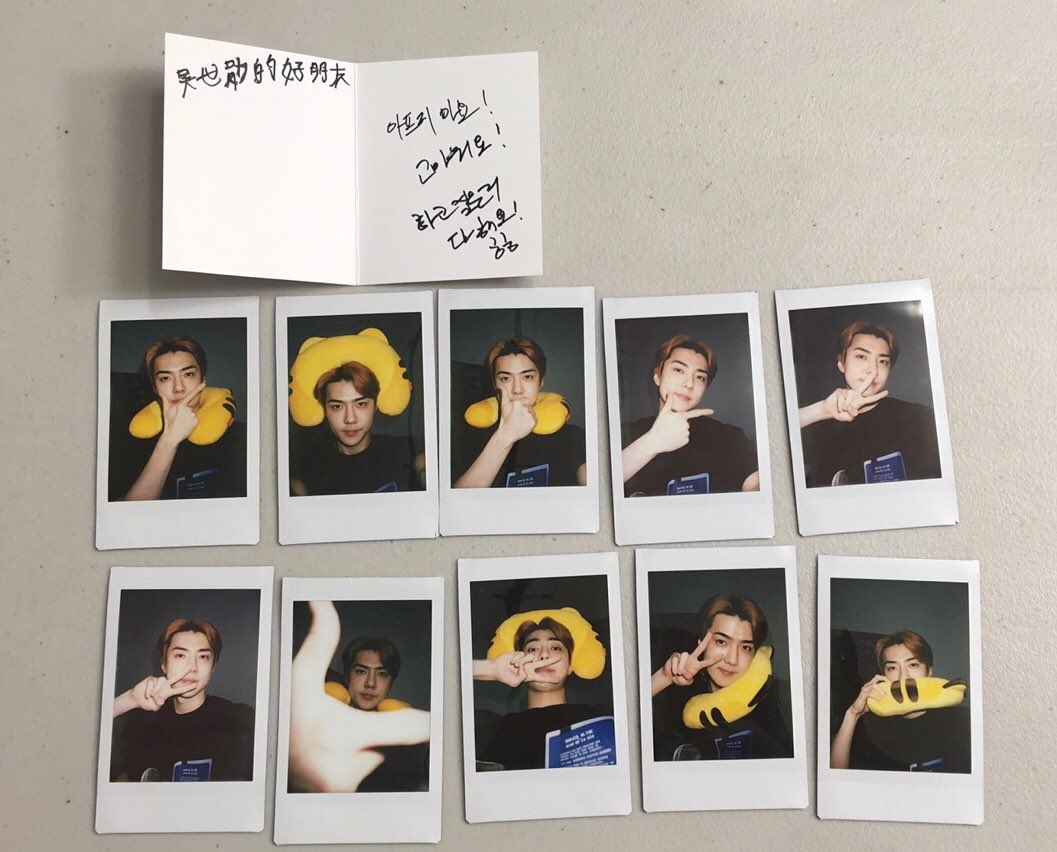 HoneyHun_Mx's tweet photo. [200708] INFO 📰

Fotos polaroid de Sehun en la transmisión de hoy de SM Super Idol League

Mensaje escrito a mano:

"¡No te enfermes/te lastimes!
¡Gracias!
¡Haz lo que quieras hacer! 
hehe”

Trad. ENG. Milkteus
Trad. ESP. HoneyHun

#LOLwithEXOSC #세훈 #SEHUN #吴世勋 #EXO_SC https://t.co/xGcX5rZcuv