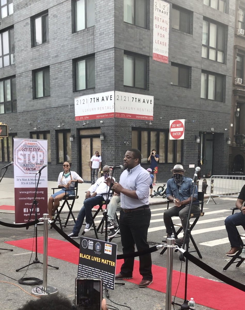 Harmongoff4NY's tweet photo. Harlem Black Lives Matter Mural Unveiling! #TeamSenatorBenjamin #Harlem #BLM https://t.co/8SSwxlJKyN