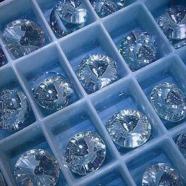 Lady Gaga as diamonds; a thread 