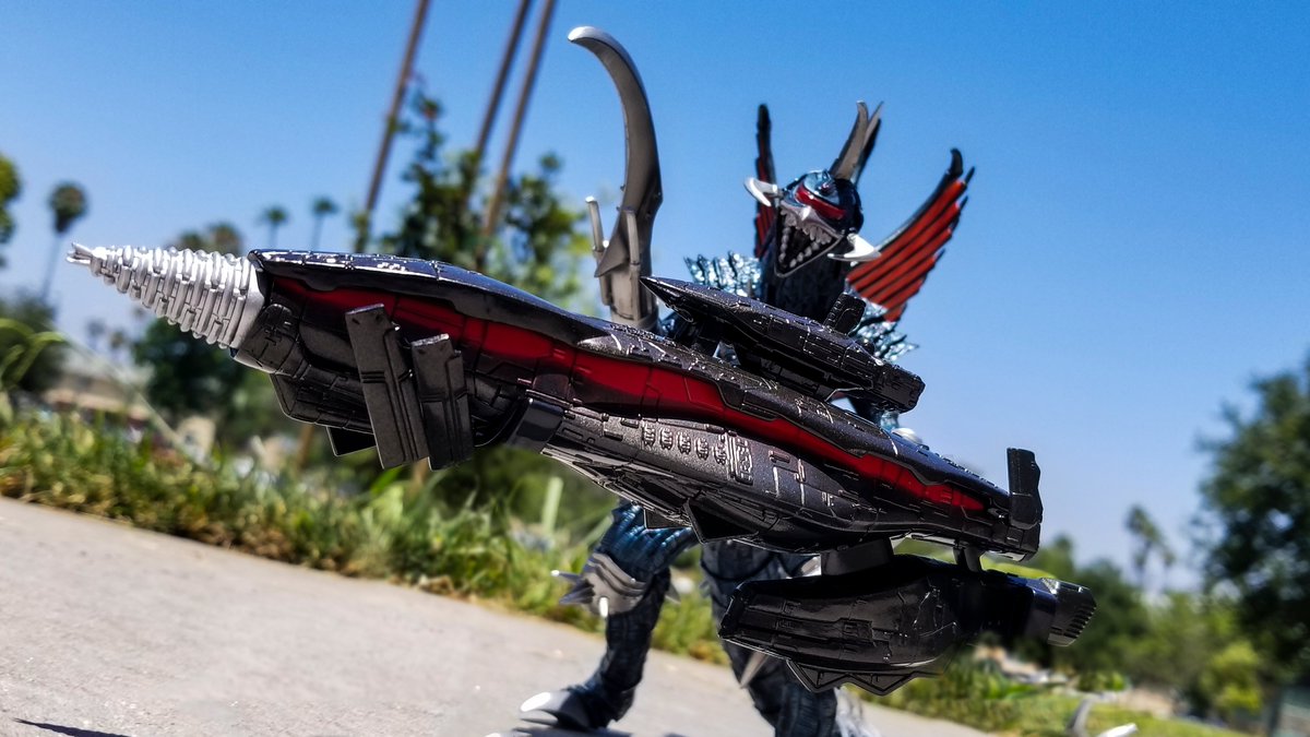 sh monsterarts gigan 2004