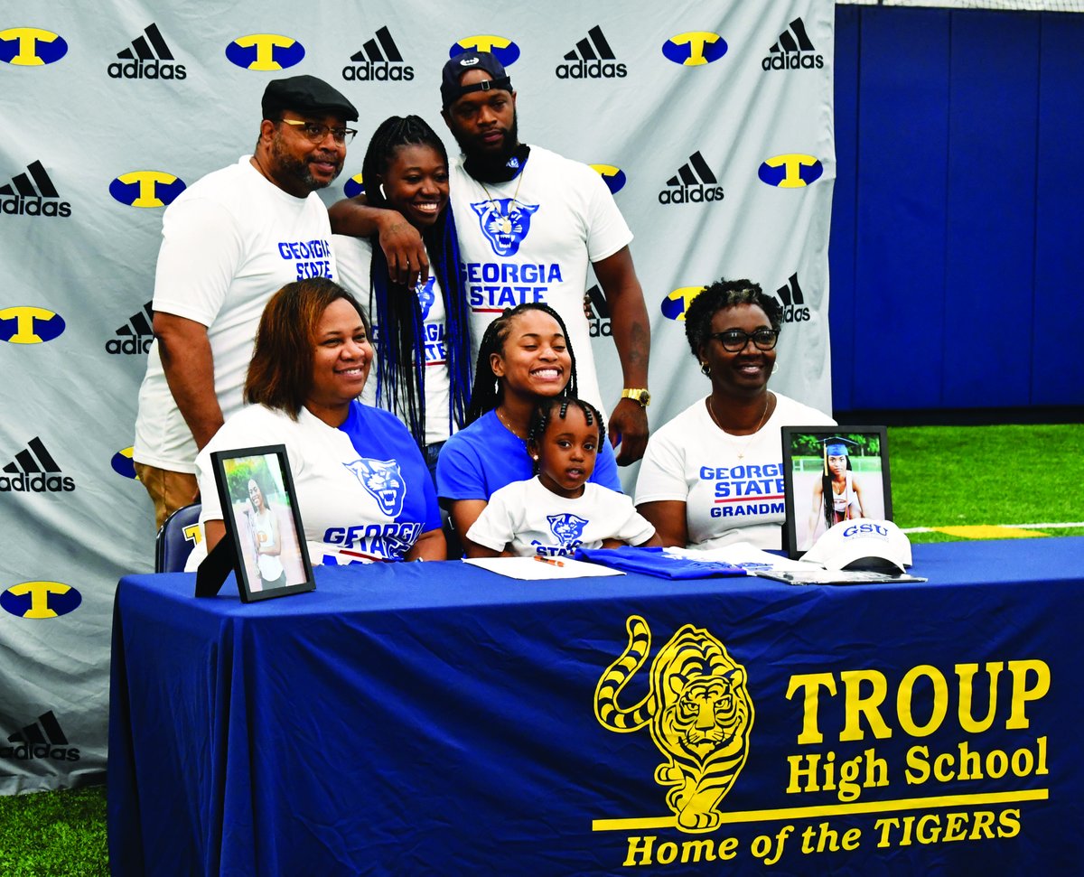 CoachBlythe0's tweet photo. Congrats to Troup graduate Ashanti Tigner, who is heading to Georgia State to join the track-and-field team. Ashanti won multiple medals at the state meet and would have been a favorite to win state in the 100 and 200 if the season hadn't been canceled. Best of luck to Ashanti. https://t.co/pY6vc3l72k