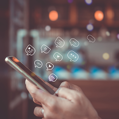 Allisonww_'s tweet photo. Social media managers have spent the past three months reevaluating strategies, pivoting content, or pausing on posting altogether. Cameron Davis-Bean provides tips for brands on how to best shift their approach to fit the current times. https://t.co/oDku5ytuNe https://t.co/APDL1rI2qn