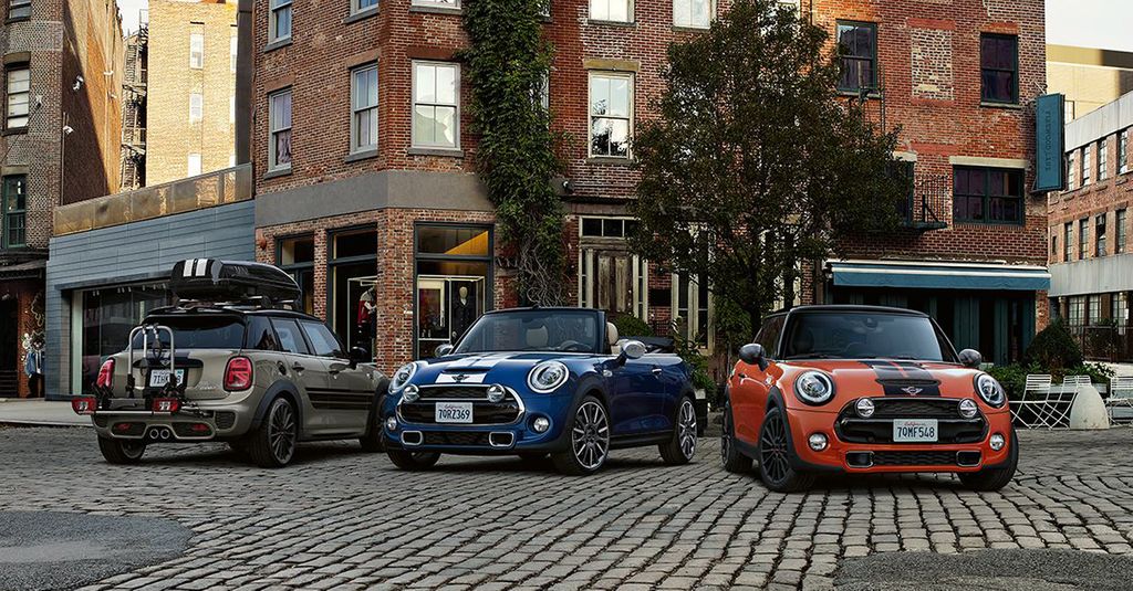 NorthShore_MINI's tweet photo. MORE MINI FOR YOUR MONEY.  Get yourself a MINI and a great deal too. Exceptional finance offers from MINI Finance on all new models. Find out more today: https://t.co/SC6dpoZ7JN #MINI #NorthShoreMINIGarage #Chatswood #MINIFinance https://t.co/nF78EszQ9Q