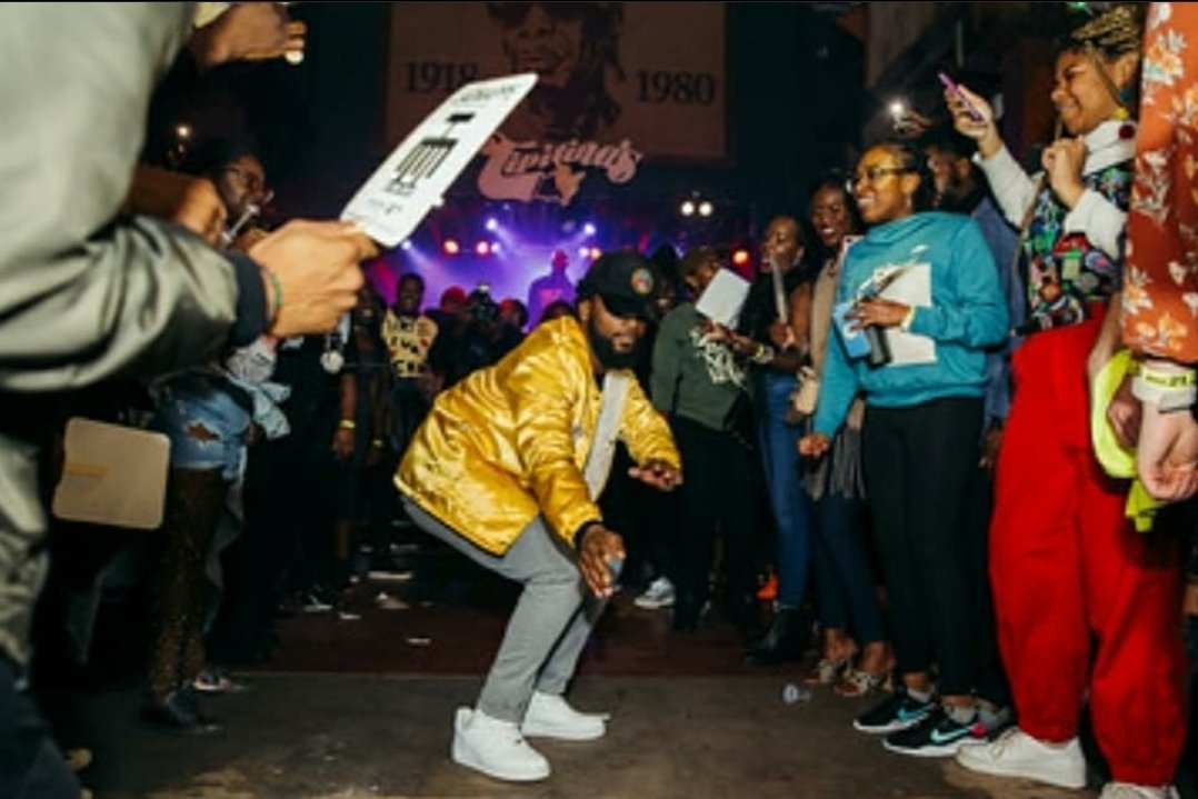 Unclewciv's tweet photo. @jayemonet YOGA LEW 🧘🏿♂️ vs PARTY LEW🕺🏿
#CIVWAY https://t.co/0M5otUu6ij