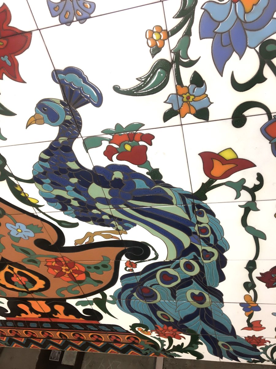 CALPOT1's tweet photo. Check out this 6ft tall Peacock Mural that is going over a bathtub wall. We can make any design, into any size mural. Call us at (323) 235-4151 and visit https://t.co/roh7p117Ma. Please LIKE IT, and SHARE IT! #peacock #calpot1 #ceramic #art #flowers #homedecor #deco #fountain https://t.co/rT6BEz5SbA