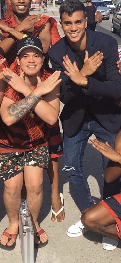 Wellingtonbooom's tweet photo. @WellPodolski9 Ou fala mal, ou anda junto! https://t.co/iFe2MjcEzE