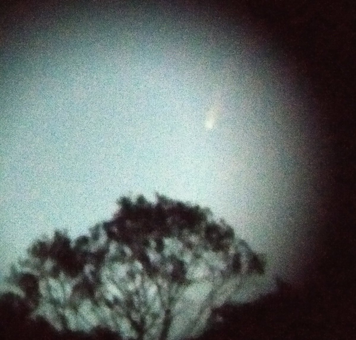 C/2020 F3 neowise comet this morning，Möggingen