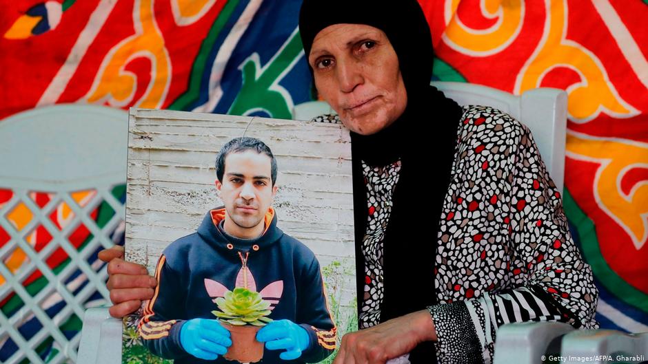 pal_mon's tweet photo. Protests have raged across Israel and Palestine ten days after the fatal shooting of autistic Palestinian man at the hands of Israeli officers, driven by international outrage of police brutality sparked in the US over the death of George Floyd. https://t.co/jVh0sY9zSD https://t.co/dGKQVLtc5u