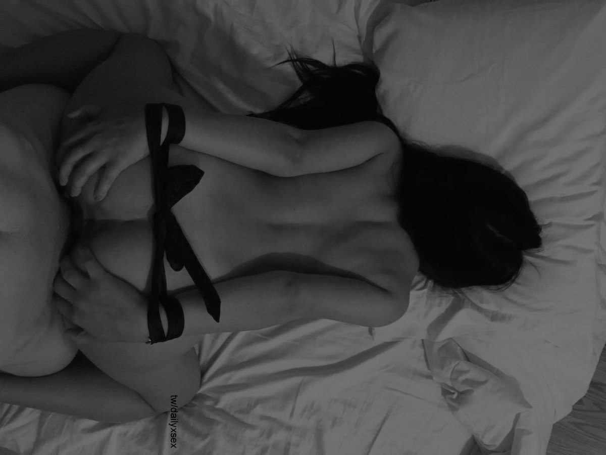 SexFlix (@dailyxsex) on Twitter photo 