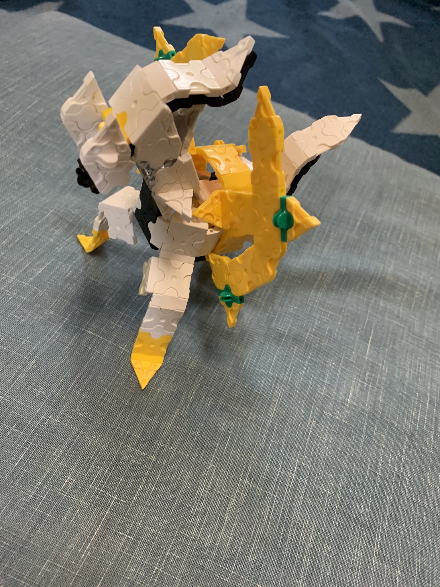 Twitter 上的 June Bronzes Laq ポケモン アルセウス完成です 写真では伝わらないのが悔しいですが ギラティナ ディアルガ パルキアにも負けない完成度だと思っています T Co 8g7zvgeru6 Twitter
