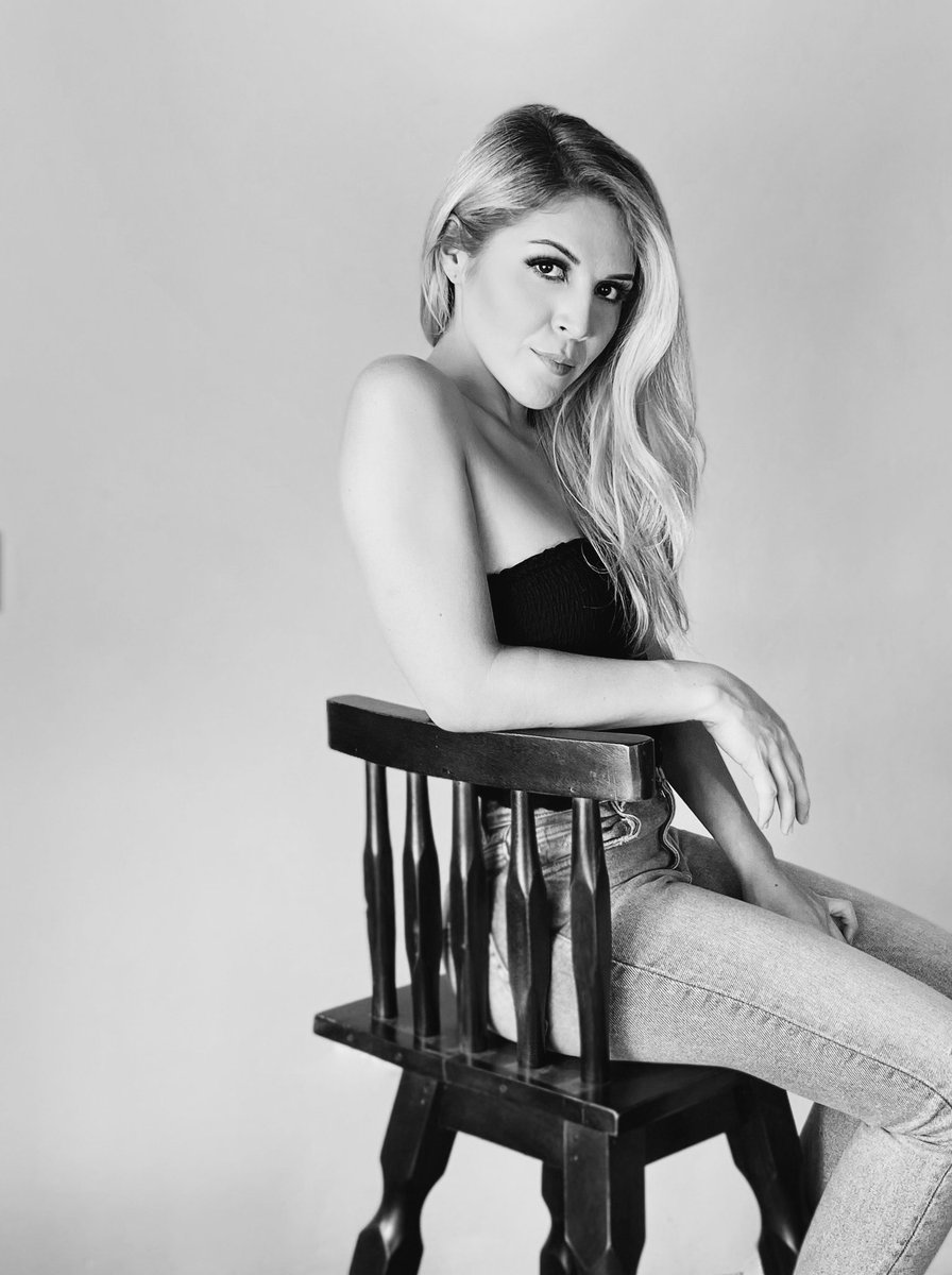 ayanesherrera's tweet photo. El aburrimiento en blanco y negro 🖤 https://t.co/XOAVQW6QcY