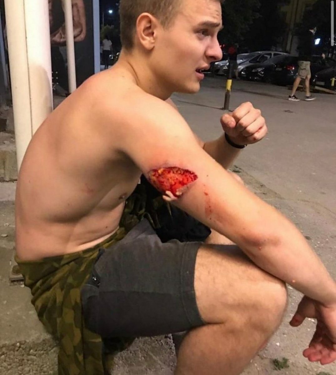 Пандурчино, зна ли ти син да си му пребио школског за плату?