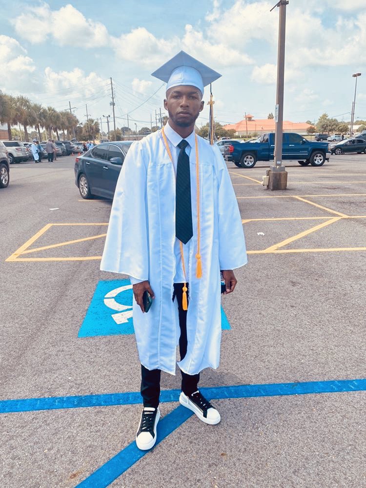 ceenumba4's tweet photo. #RestPops🙇🏽‍♂️ https://t.co/yEqESzZ9MQ