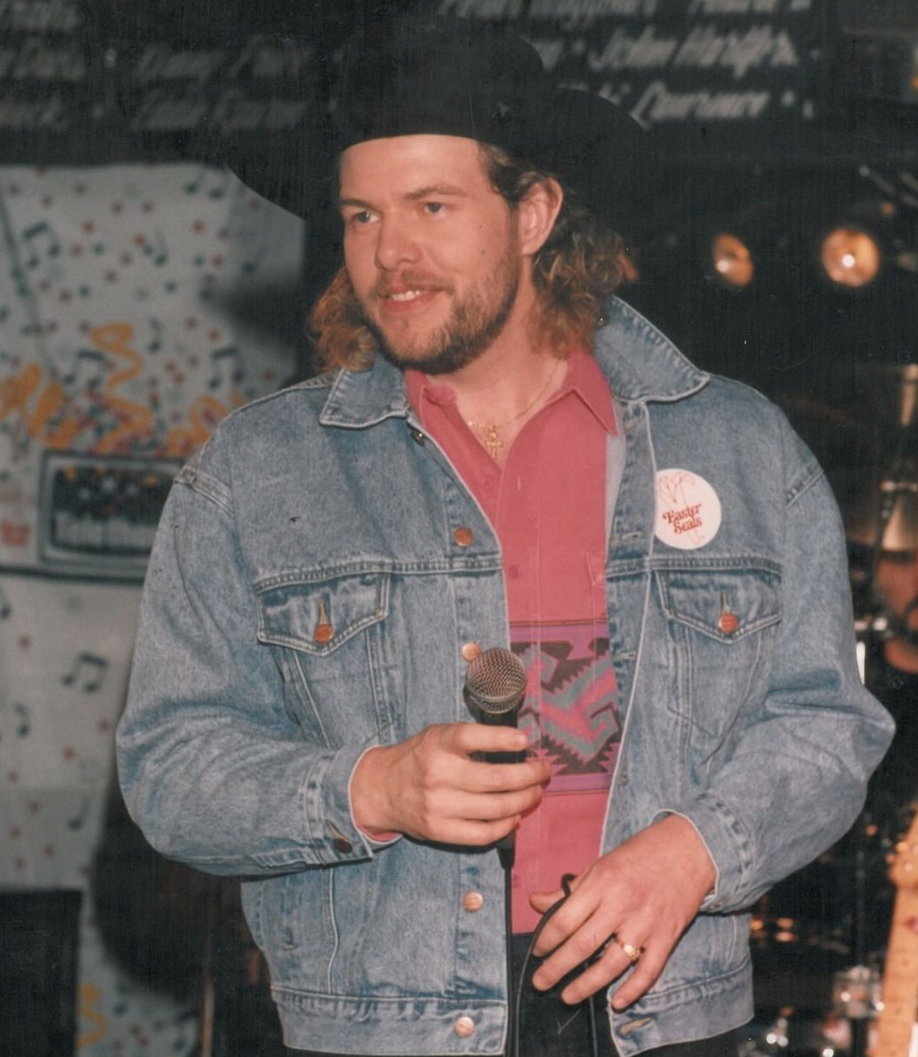Raise a Red Solo Cup for the legend himself! Happy Birthday, Toby Keith ! : 