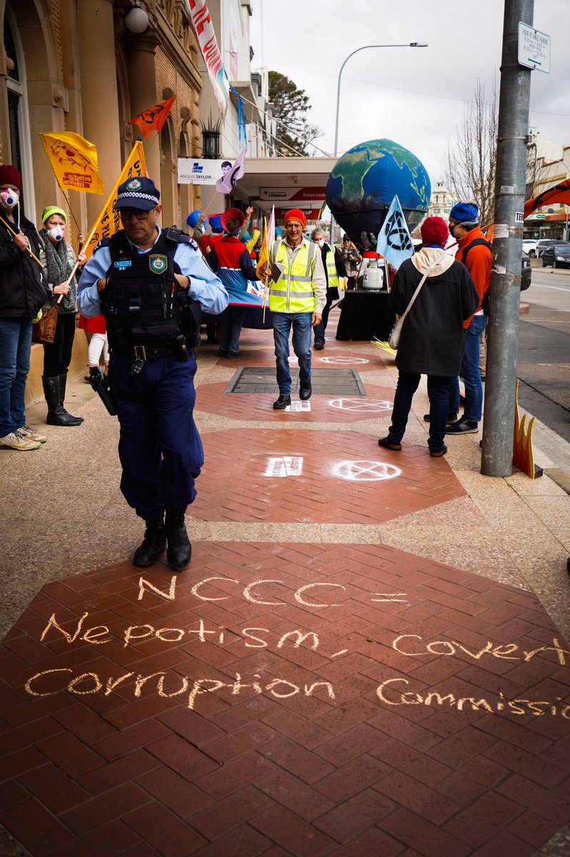 XRebellionAus's tweet image. Hey @AngusTaylorMP, gas stinks.

🗣 Economic recovery needs renewables

🗣 Gas = death

You, @ScottMorrisonMP and your NCCC mates are willing to kill our children and the planet for cash and we won’t have it. 

@XRSyd #XRACT #XRWingecarribee @XRBlueMountains #XRBondiBeach