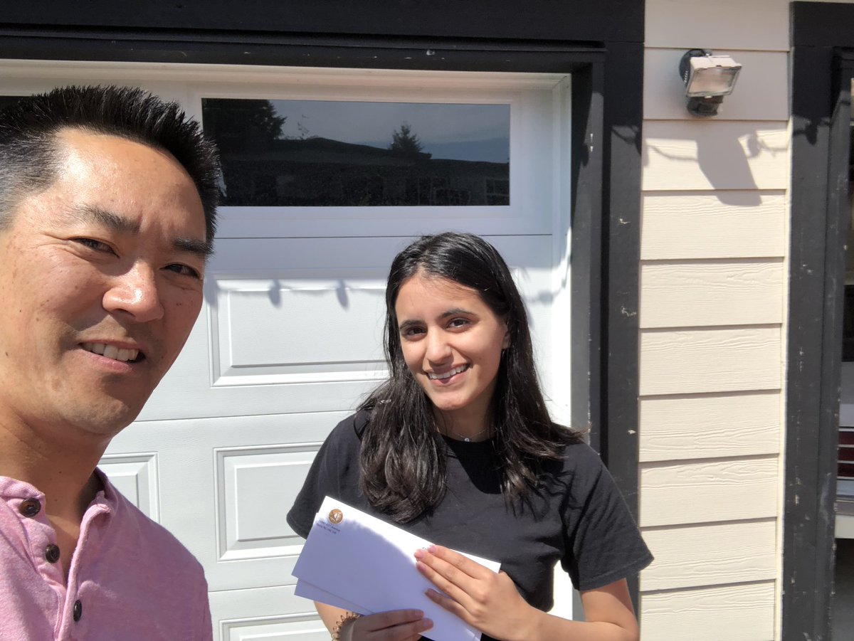aakune's tweet photo. Day 3 of the ND Scholarship Tour. Such a pleasure to present scholarships to a grp of Husky Grads who are going to continue on as learners. The future is in good hands! #huskypride #huskyhighlights #sd37 @deltasd37 #gradbc2020 https://t.co/meFl6CKiye