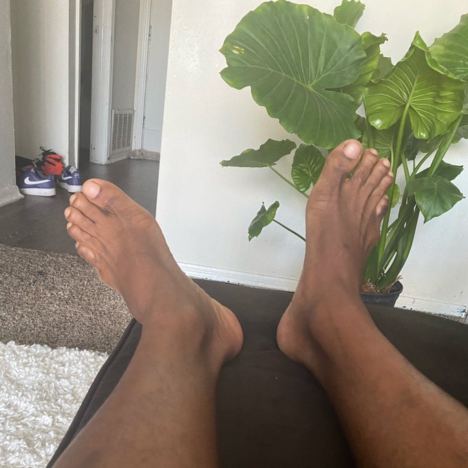 Foot masage and toes licked feels like a mood today 🦶 link 👇🏾👇🏾👇🏾👇🏾
https://t.co/BnCIOxbvD2 https://t