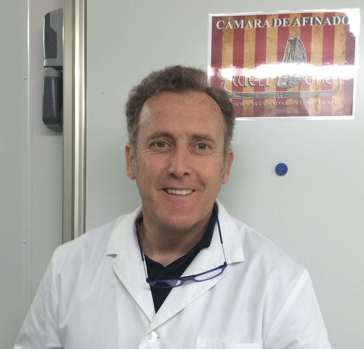 redqueserias's tweet image. Preparando el “Taller online de iniciación a la cata de quesos” que tenemos mañana jueves. Imparten voluntariamente para todos los asociados de #QueRed, Angel Valeriano, de la Quesería Artesana Los Corrales y Rodolfo del Río de @wellDone_quesos #QueRed #queso #España #food