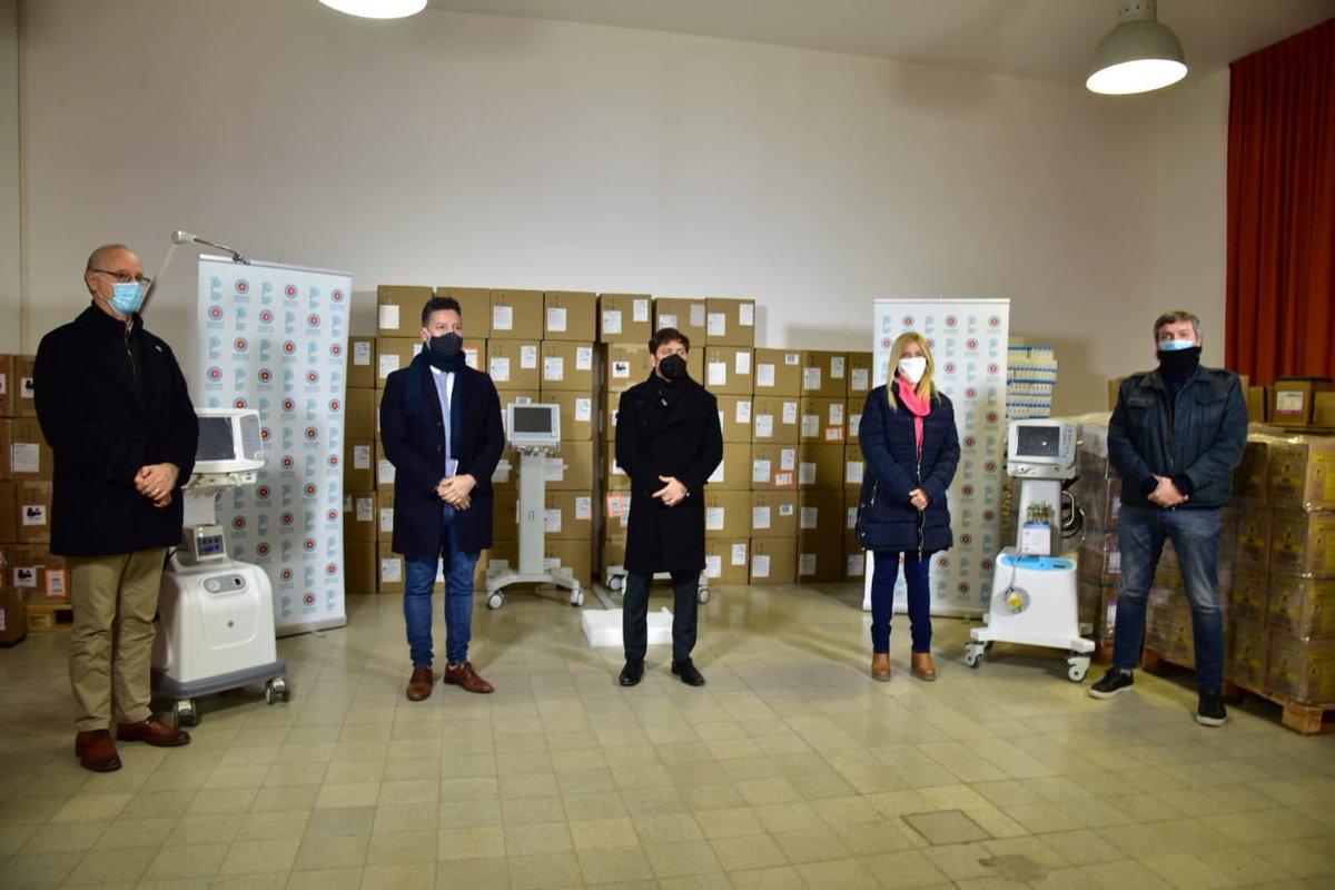 Recibimos respiradores por parte del gobernador <a href="/Kicillofok/">Axel Kicillof</a> para los hospitales publicos de #Merlo. Gracias por acompañarnos en el trabajo diario contra la pandemia y mejorar la salud publica de nuestros vecinos <a href="/DrDanielGollan/">Daniel Gollan</a> <a href="/magariovero/">Verónica Magario</a> #MaximoKirchner