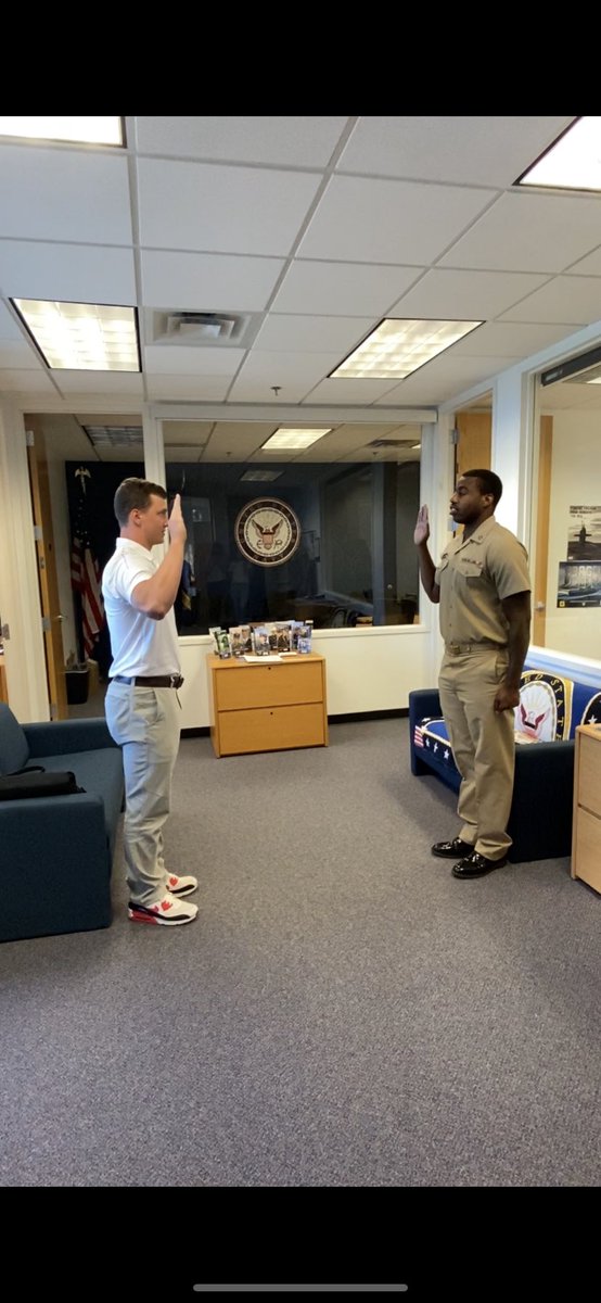 Thomas Scully tweet media