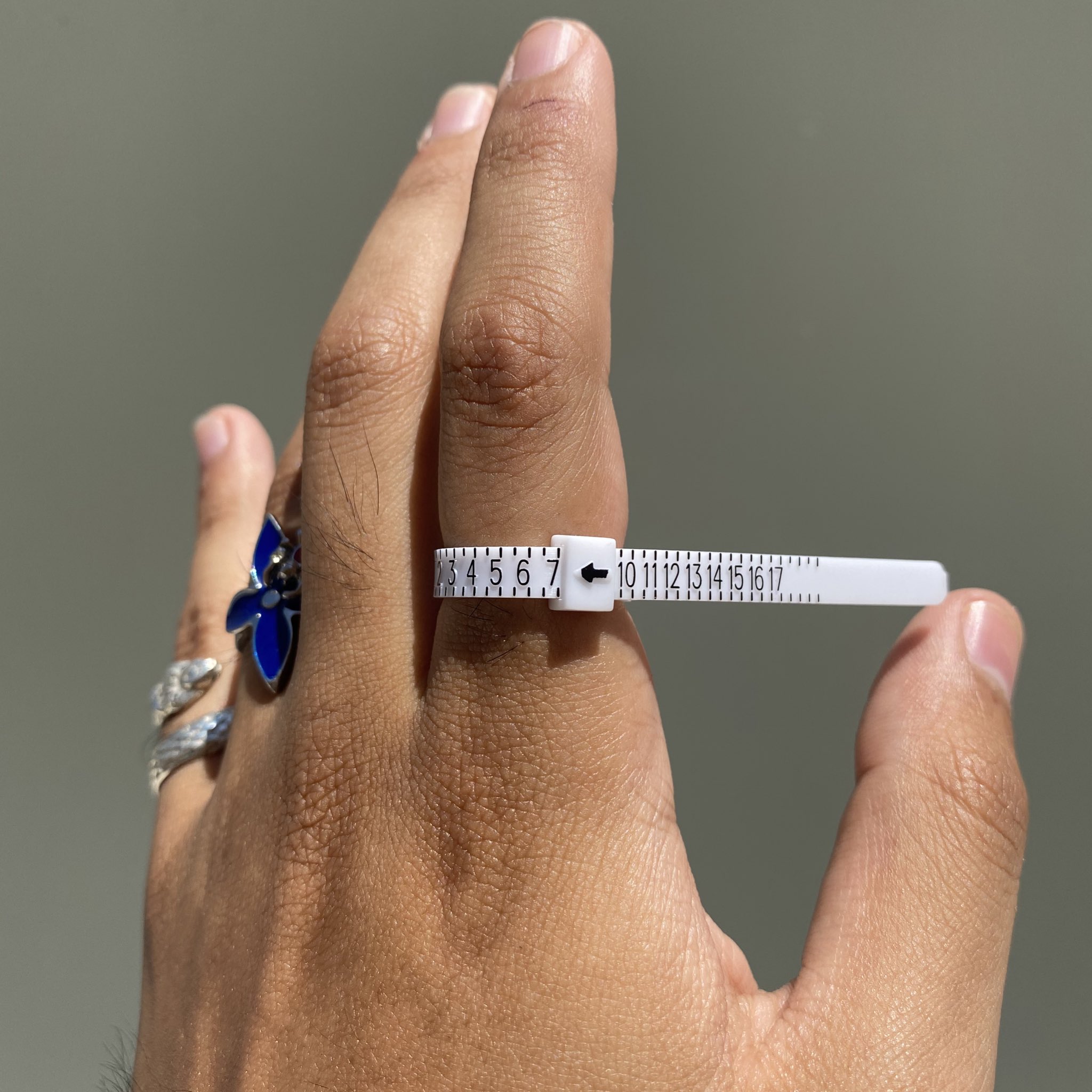 Hard jewelry on sale ring sizer