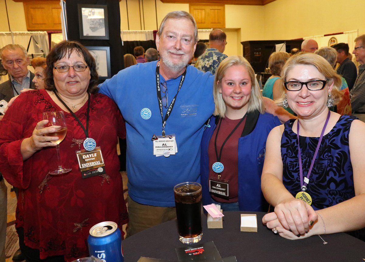 Spacefest's tweet photo. A few favorite pictures from #SpacefestX last year in 2019. Thank you for all the love today, everybody. We miss you! "ยกArriba, Abajo, El centro, Pa dentro!" https://t.co/AXwMJaiLhP