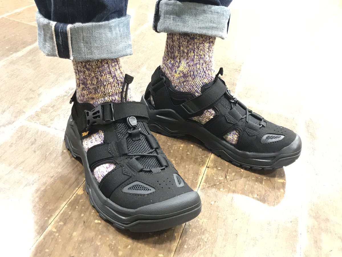 teva omnium faux suede